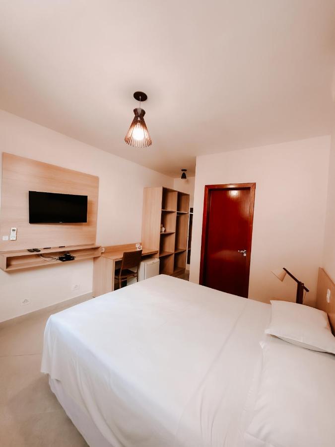 Abrico Beach Hotel Sao Sebastiao  Buitenkant foto